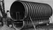 Submarine hull with two joined cylindrical shells