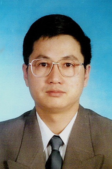 Professor Lieping Ye