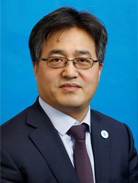 Professor Qinghua Han
